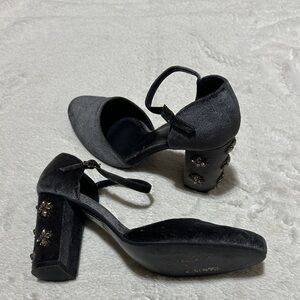 FarylRobin | size 11 | gray suede heels